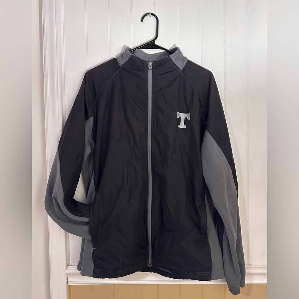 VINTAGE Tennessee Windbreaker!